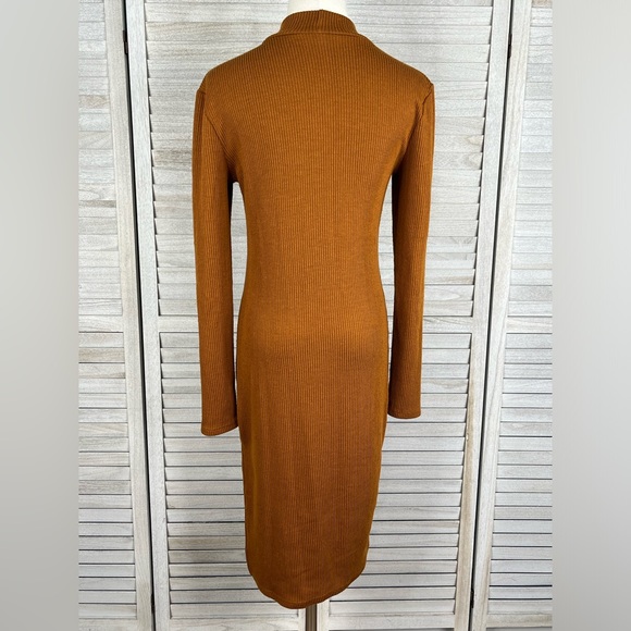 WINDSOR Bodycon Mock Neck Sweater Dress Rust-Large - Picture 3 of 4